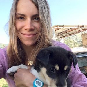 Meet your Posher, Elise